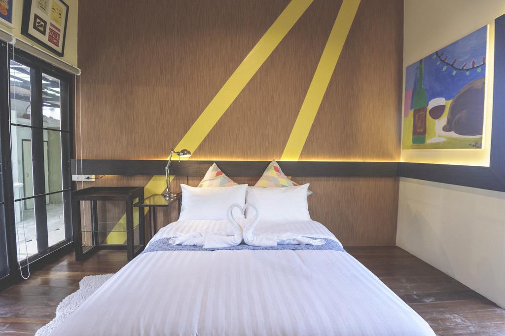 Bharani Hostel Бангкок Екстер'єр фото